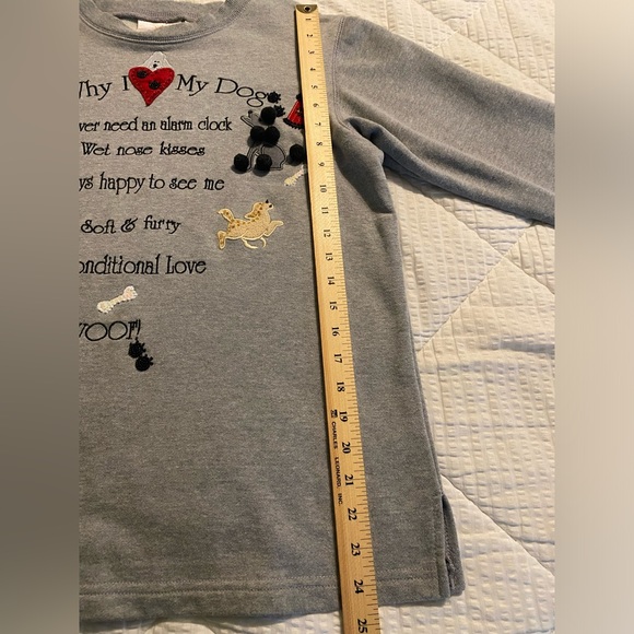 Quacker Factory “Why I ❤️ My Dog” Graphic 3D Shirt; Gray; Size: Small - Picture 5 of 12